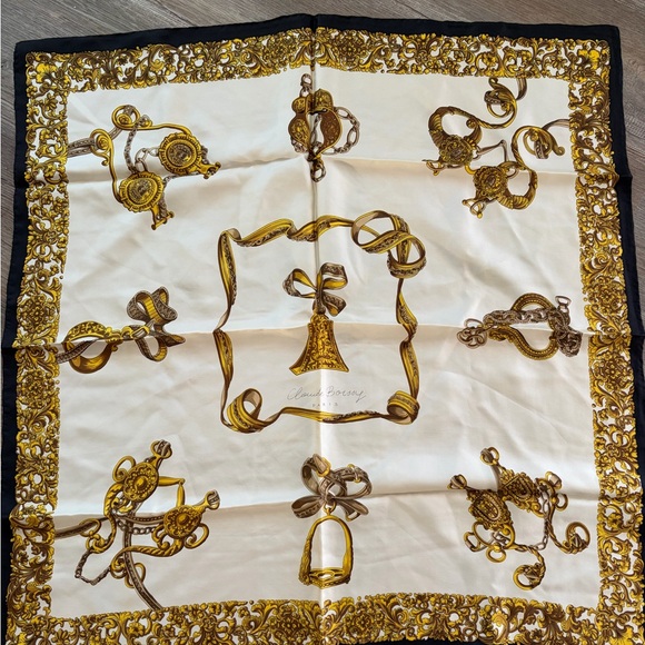 Claude boissy Elegant Gold and White silk Scarf - Picture 5 of 7
